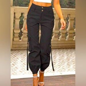 Sexy Cargo pants! NWOT